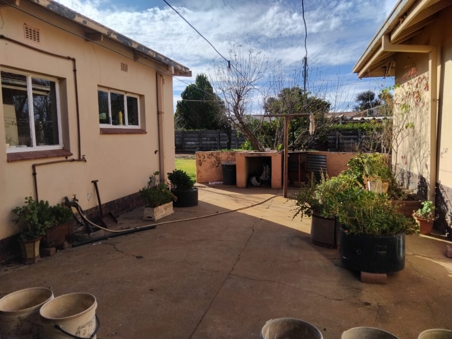 3 Bedroom Property for Sale in Meiringspark North West